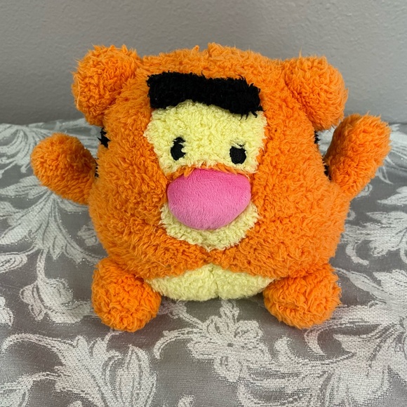 Disney Other - Disney Parks 7" tigger soft round plush pillow